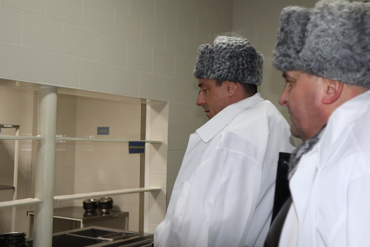 Прокурор Томской области Сергей Ломакин посетил исправительную колонию № 4 Прокурор Томской области Сергей Ломакин посетил исправительную колонию № 4