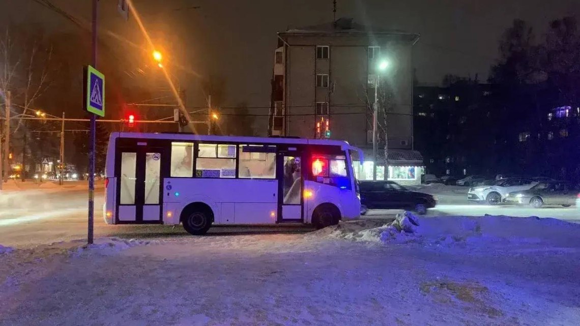 Автобус сбил 17-летнюю девушку на проспекте Кирова в Томске