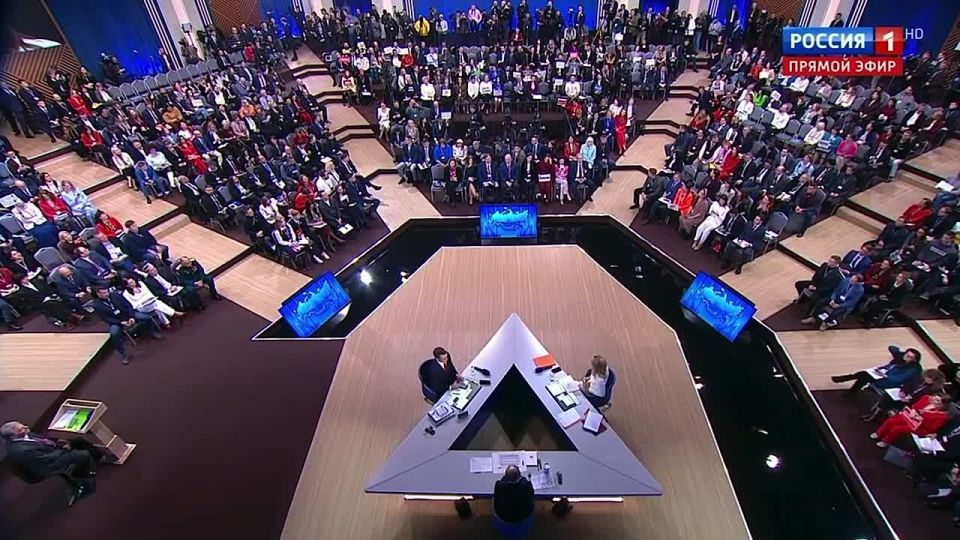 Президент планирует проголосовать за «Молодёжную столицу — 2026»