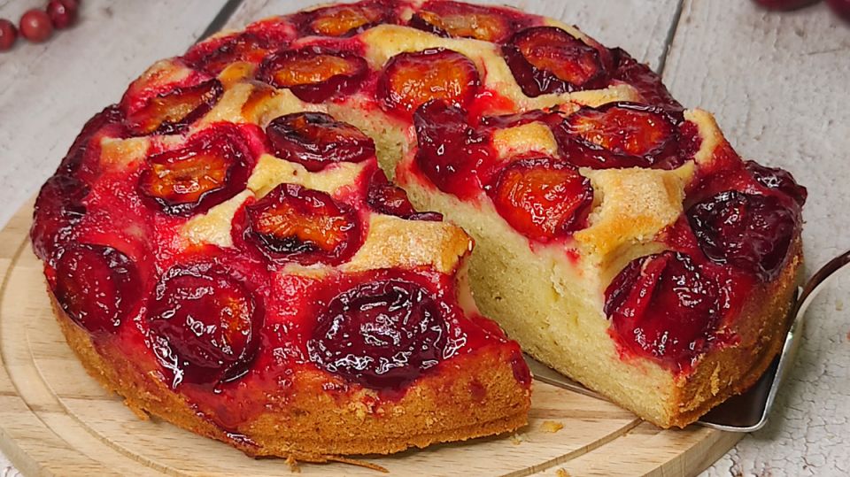 Удивительный пирог с алычой: нежное лакомство с ярким вкусом