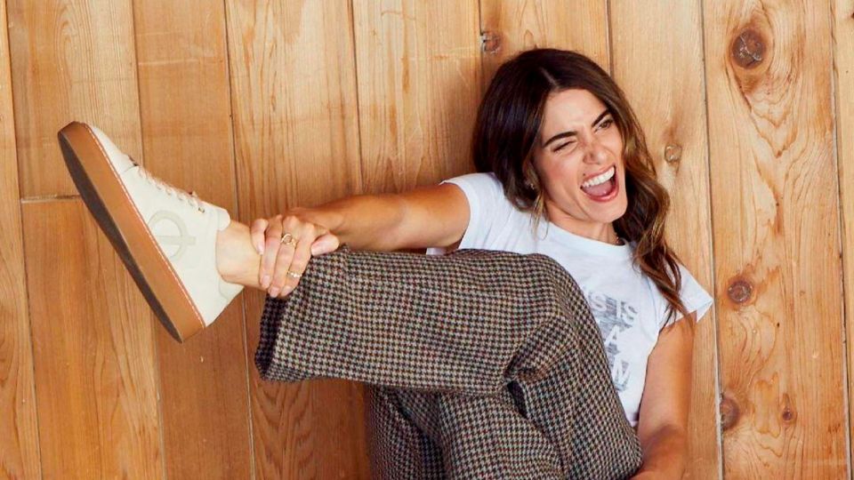 Быстро и без кровавых мозолей: как разносить обувь не по размеру