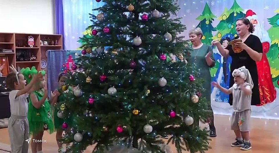 «Томск - очень хороший город, и томичи - замечательные люди. Я нисколько не жалею, что живу в этом замечательном городе. Да, есть проблемы, но их везде много. Не было бы проблем, мы бы, наверное, сказали: «Мы живем в раю»