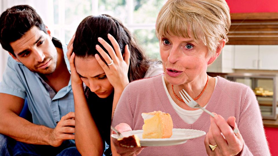 Как избежать манипуляций свекрови: история о несуществующих долгах и семейных конфликтах