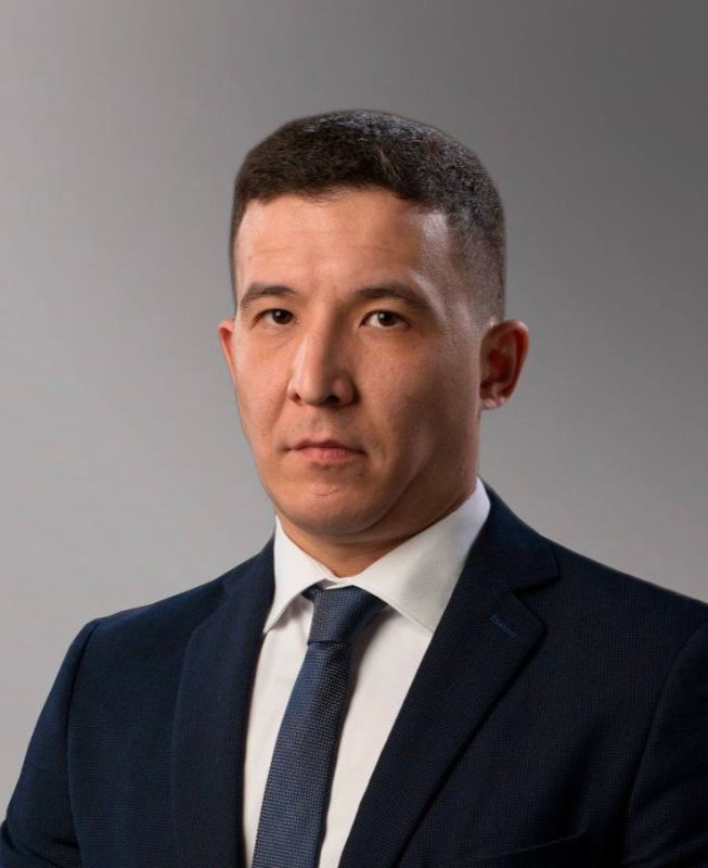 Дмитрий Махиня: Упразднил ставку начальника городского департамента дорожной деятельности и благоустройства