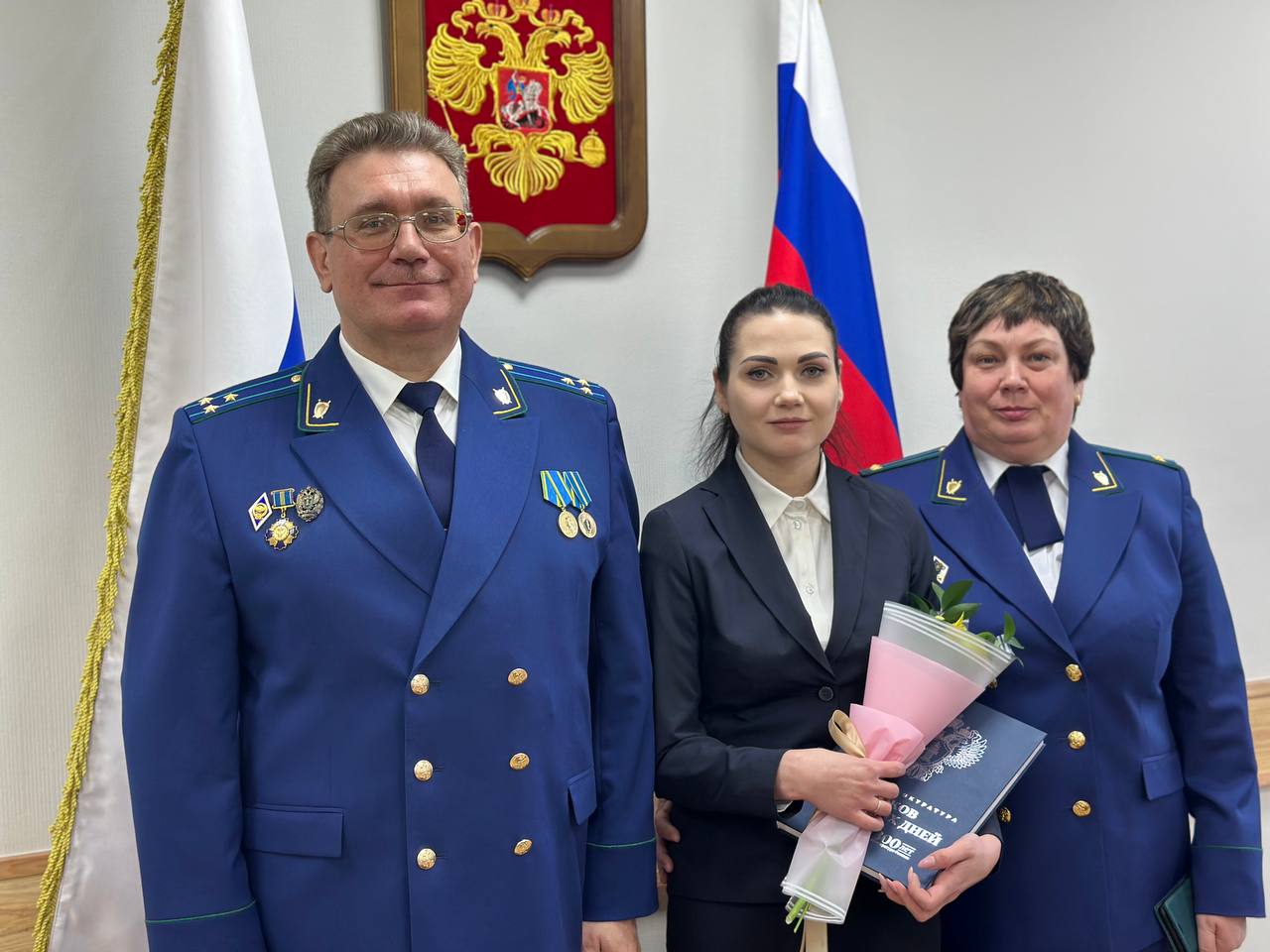 В прокуратуре Томской области состоялось торжественное принятие молодыми специалистами Присяги прокурора В прокуратуре Томской области состоялось торжественное принятие молодыми специалистами Присяги прокурора