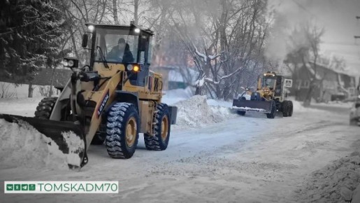 В Советском районе продолжается уборка снега