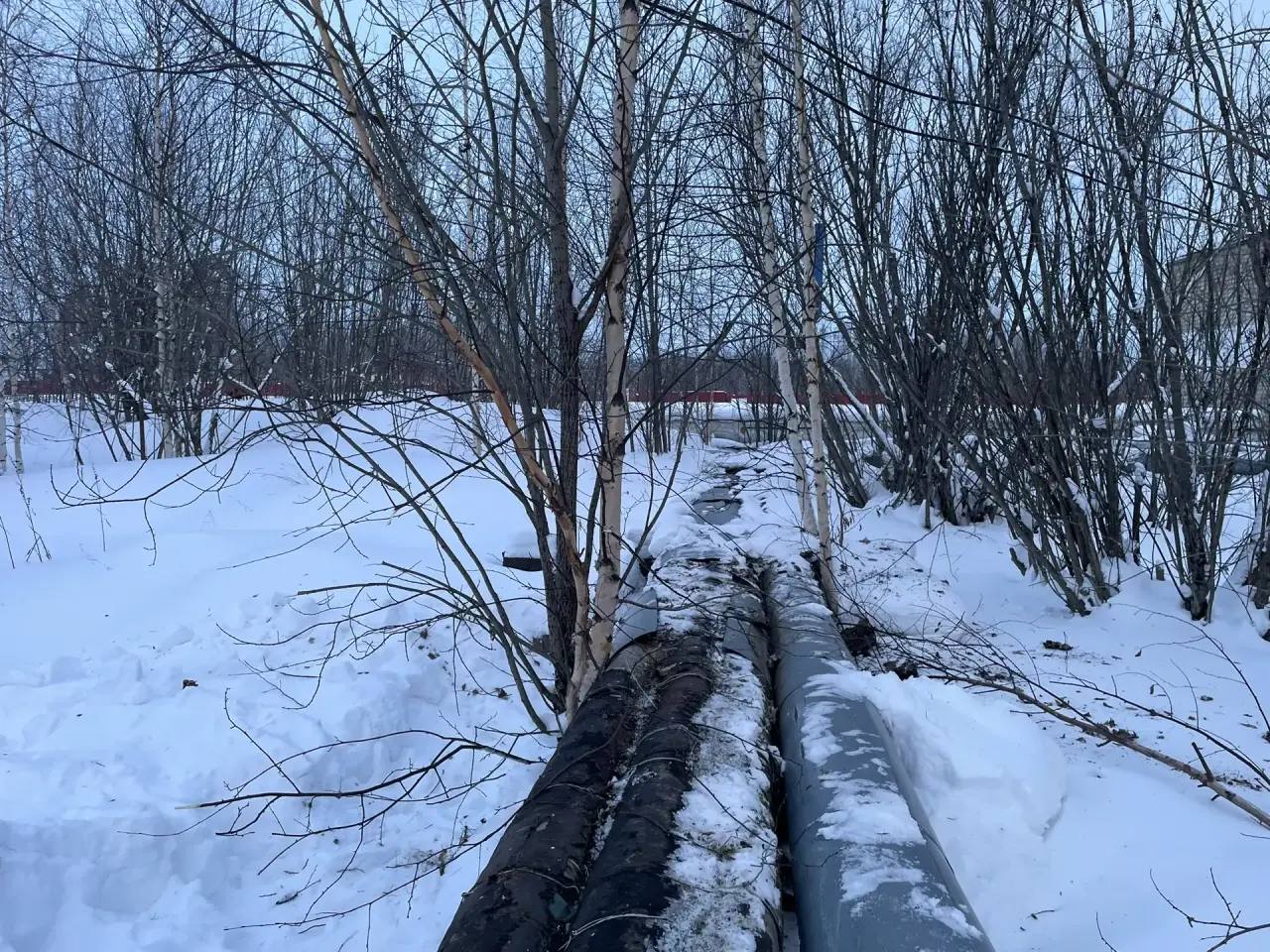 В г. Стрежевом Томской области по требованию прокуратуры отремонтировано два участка теплотрассы