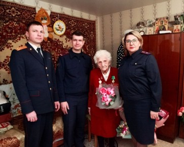 � ������ ������� �� ������ ���������� �� 100-������ ������� �������� ������� ������������� ����� ������� ������