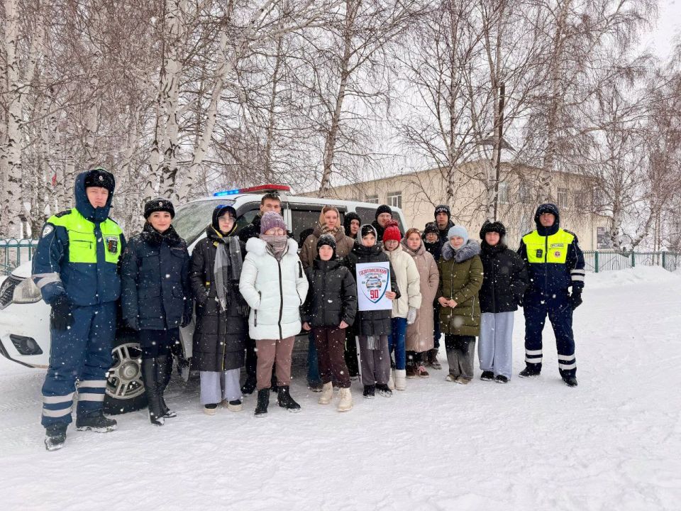 � ���������� 90-����� ���������������� ���������� ������������ ������� ������� ������� �� ���������� ��������� ������� � ������������� ����������