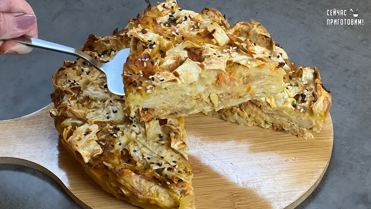 Без теста и лишней суеты: капустный пирог из лаваша за час — просто и вкусно