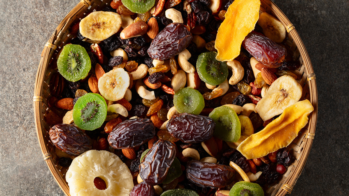 Неожиданный секрет, почему стоит мыть сухофрукты перед едой