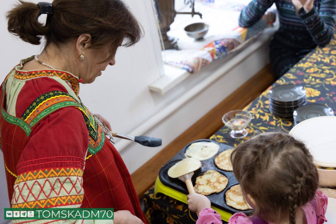 Празднование Масленицы в Томске в самом разгаре Празднование Масленицы в Томске в самом разгаре