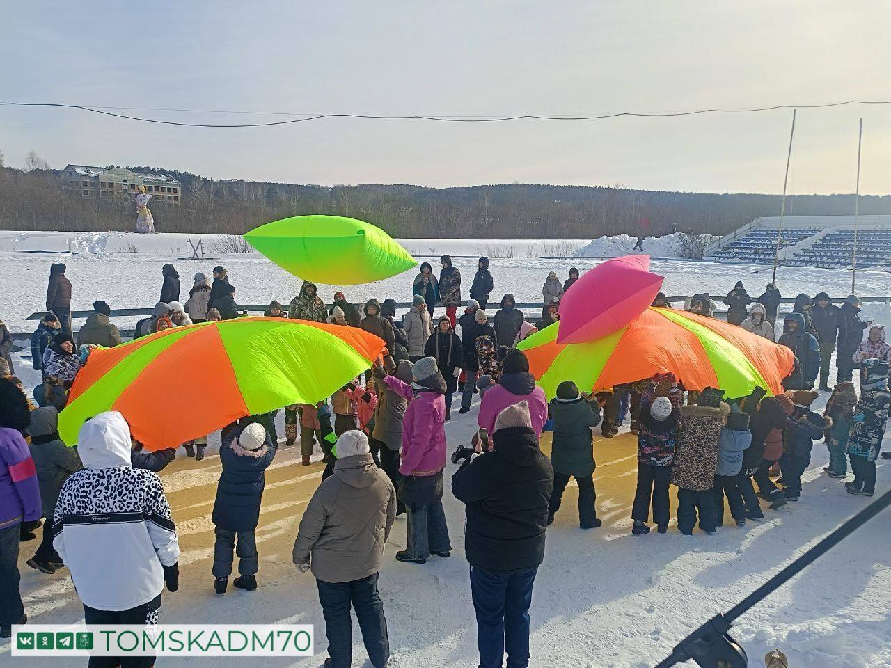 Масленица с конным клубом прошла в Томске