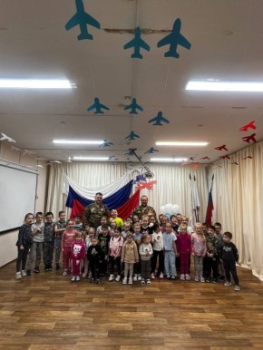 Накануне Дня защитника Отечества вместе с председателем Ассоциации ветеранов Разведки и Спецназа Игорем Батрагареевым побывали в детском саду села Воронино
