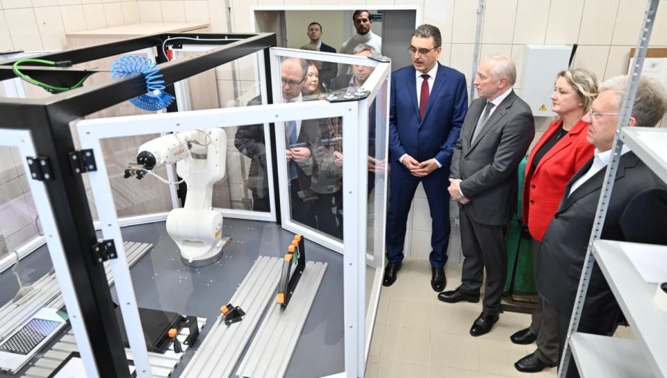 ������� ������� � � ������� ����� �������� ������, ����������� ������������ �������������