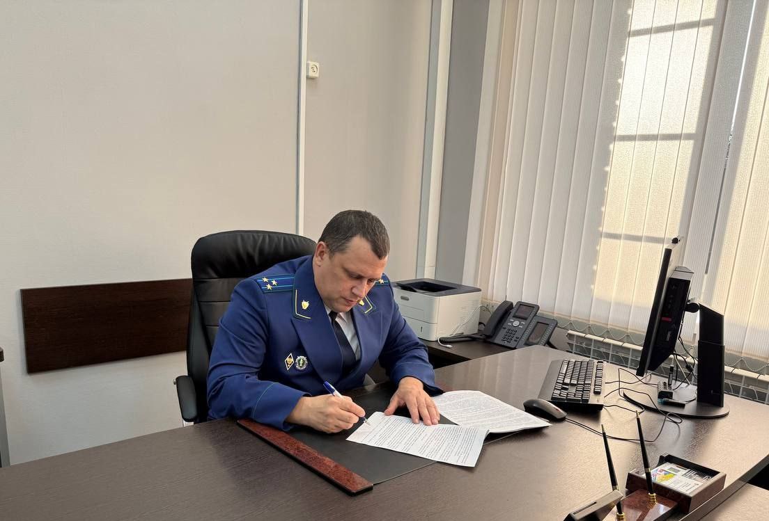 559 В Шегарском районе Томской области по инициативе прокуратуры глава сельского поселения оштрафован за оставленное без ответа обращение