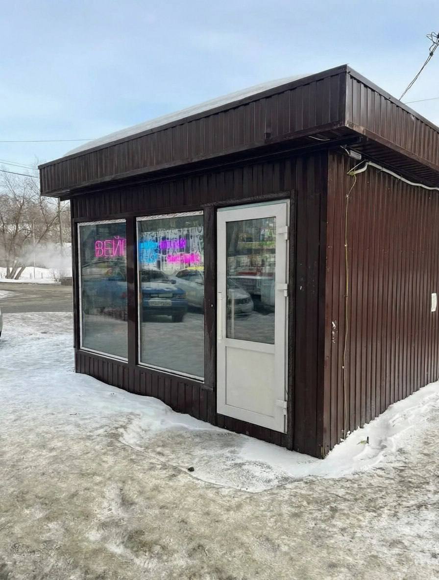 Дмитрий Махиня: Наводим порядок в сфере размещения нестационарных торговых объектов – тех самых киосков и палаток, которые появляются на улицах города иногда незаконно