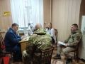 Прокурор Верхнекетского района Томской области Глеб Желнирович провел выездной личный прием участников специальной военной операции и членов их семей