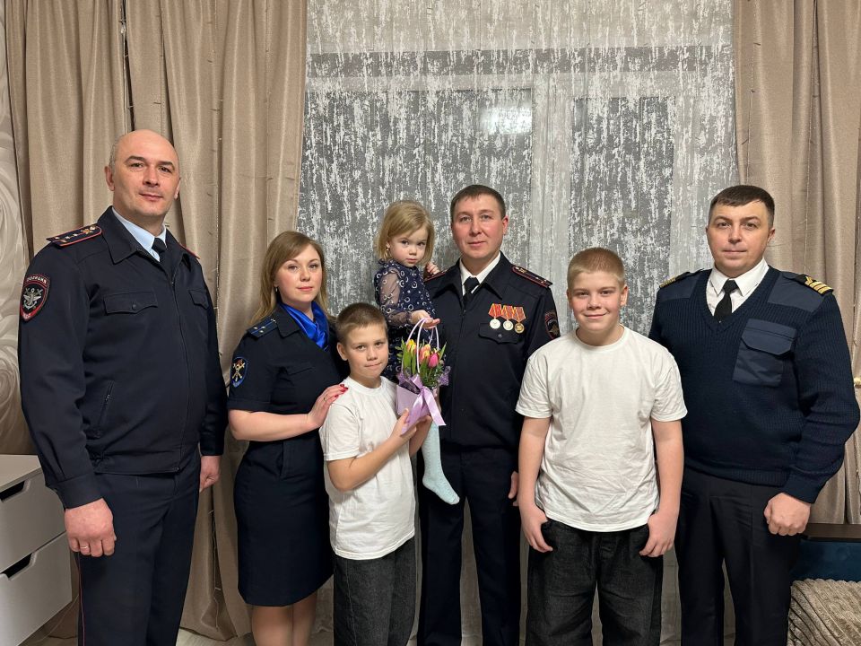 8 . ������������ ����������� ������ ���������� ������� � ����������� ���� ����� �������� � ����������