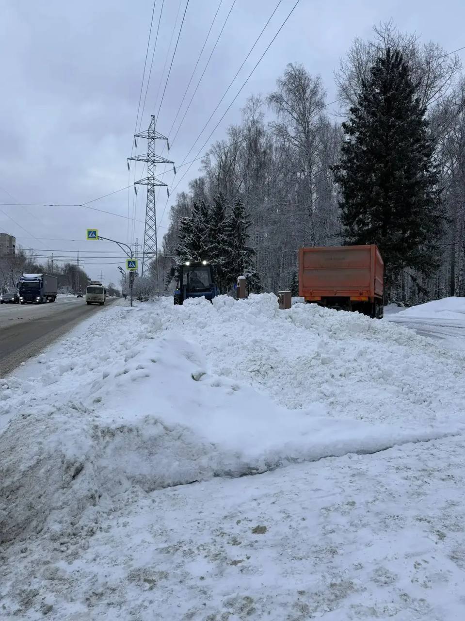 Дмитрий Махиня: Праздничные дни в этом году богаты на снегопады Дмитрий Махиня: Праздничные дни в этом году богаты на снегопады
