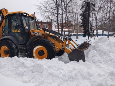 Дмитрий Махиня: Провел утром оперативное совещание с первым заместителем, главами районов и замдиректора САХа