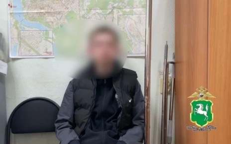 Курьер-предатель попытался сбежать из Томска с награбленным и попал под арест