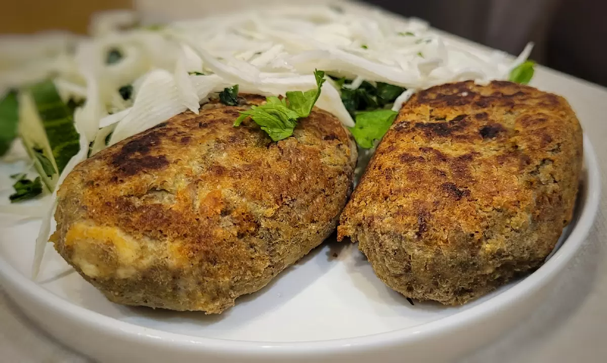 Пробуждение вкусов: насыщенные чечевичные котлеты для здоровья и удовольствия