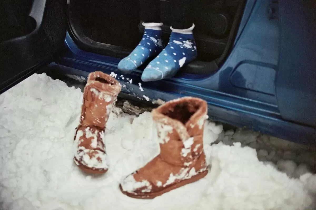 Как сохранить свою обувь сухой: эффективные методы защиты от влаги