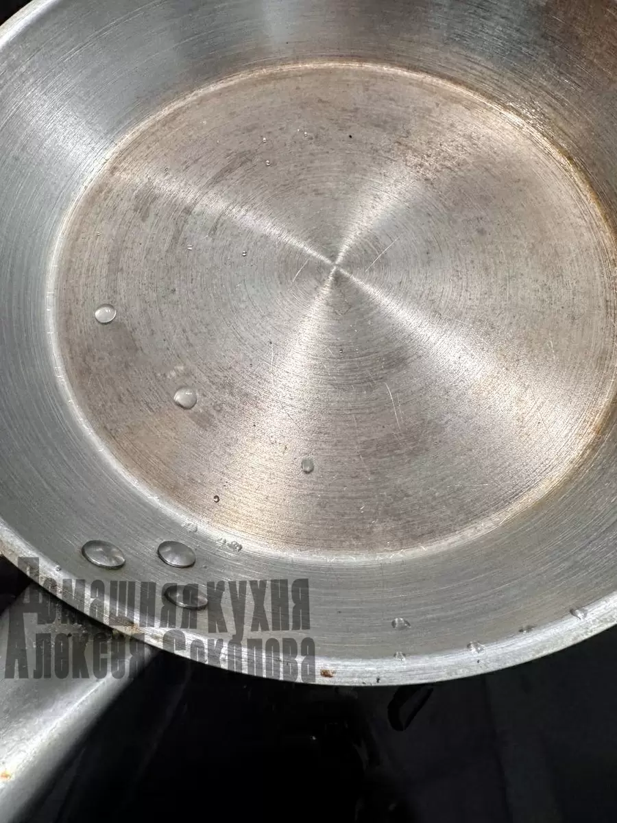 Обязательно узнайте, как жарить яйца на сковороде без прилипаний