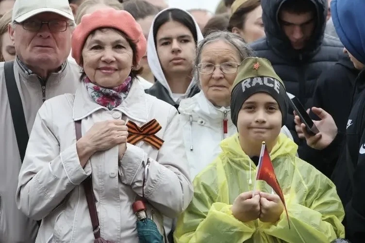Владимир Мазур: Праздничные мероприятия в День Победы в нашей области прошли без происшествий Владимир Мазур: Праздничные мероприятия в День Победы в нашей области прошли без происшествий