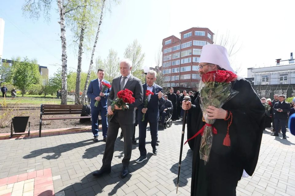 Владимир Мазур: Открыли памятник Николаю II у Томского политехнического университета Владимир Мазур: Открыли памятник Николаю II у Томского политехнического университета