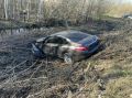 26 мая, около 19 часов 30 минут на улице Коммунальной, 40 14-летний водитель мопеда, осуществляя поворот налево, на прилегающую территорию, не убедился в безопасности маневра, допустил столкновение со встречным автомобилем...