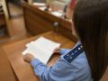По инициативе прокуратуры Октябрьского района г. Томска молодой человек оштрафован за оскорбления в адрес женщин