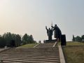 Дмитрий Махиня: Сегодня томичи возложили цветы в Лагерном саду