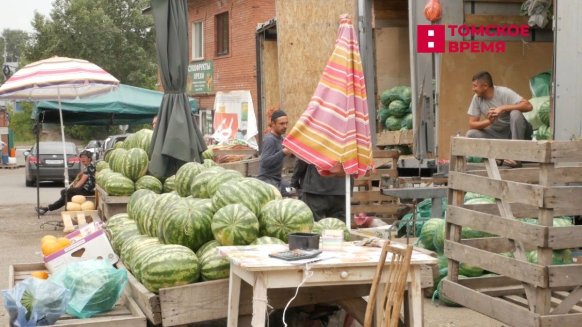 В Томской области стартовал сезон продажи арбузов и дынь