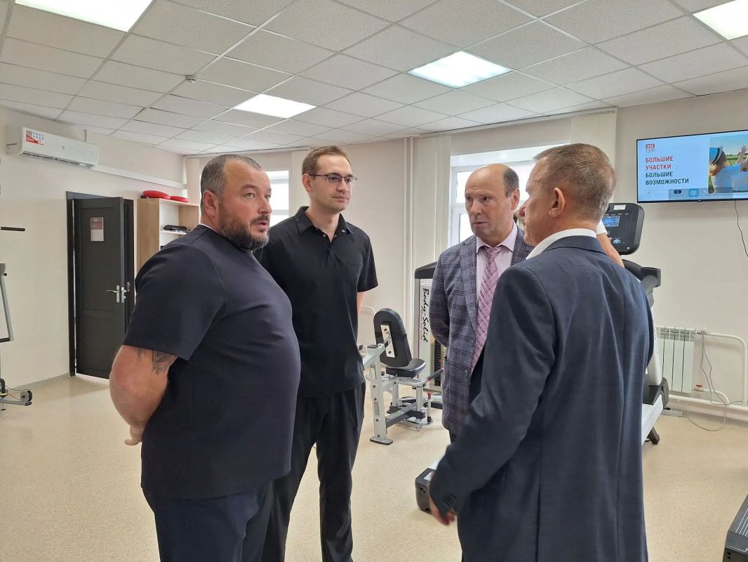 КЛЮЧевая реабилитация. Депутаты Думы Томска вместе с сенатором Владимиром Кравченко познакомились с работой по реабилитации участников СВО в Центре «Ключи» Фонда пенсионного и социального страхования РФ. Начиная с прошлого... КЛЮЧевая реабилитация. Депутаты Думы Томска вместе с сенатором Владимиром Кравченко познакомились с работой по реабилитации участников СВО в Центре «Ключи» Фонда пенсионного и социального страхования РФ. Начиная с прошлого...