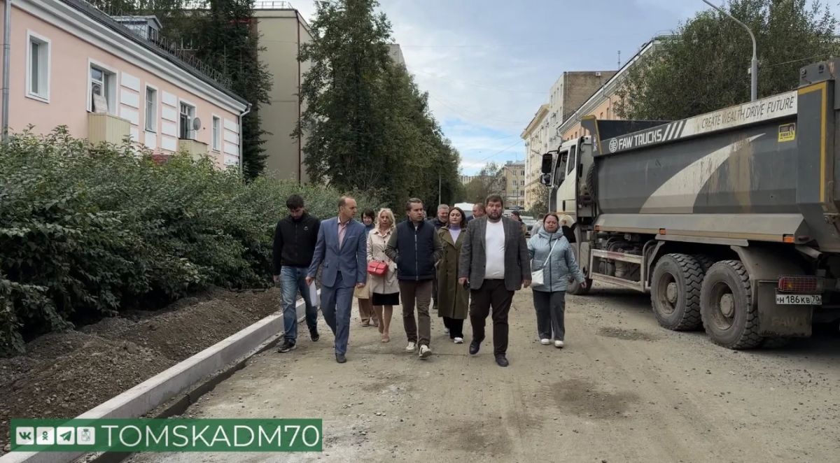 Дмитрий Махиня проверил ход ремонта инженерных сетей Дмитрий Махиня проверил ход ремонта инженерных сетей