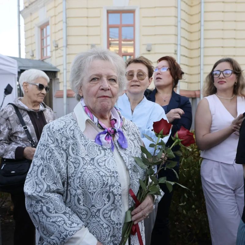 Владимир Мазур: В Томске, студенческой столице России, одном из ведущих научных и образовательных центров страны бережно храним память об учёных, внёсших огромный вклад в развитие науки Владимир Мазур: В Томске, студенческой столице России, одном из ведущих научных и образовательных центров страны бережно храним память об учёных, внёсших огромный вклад в развитие науки