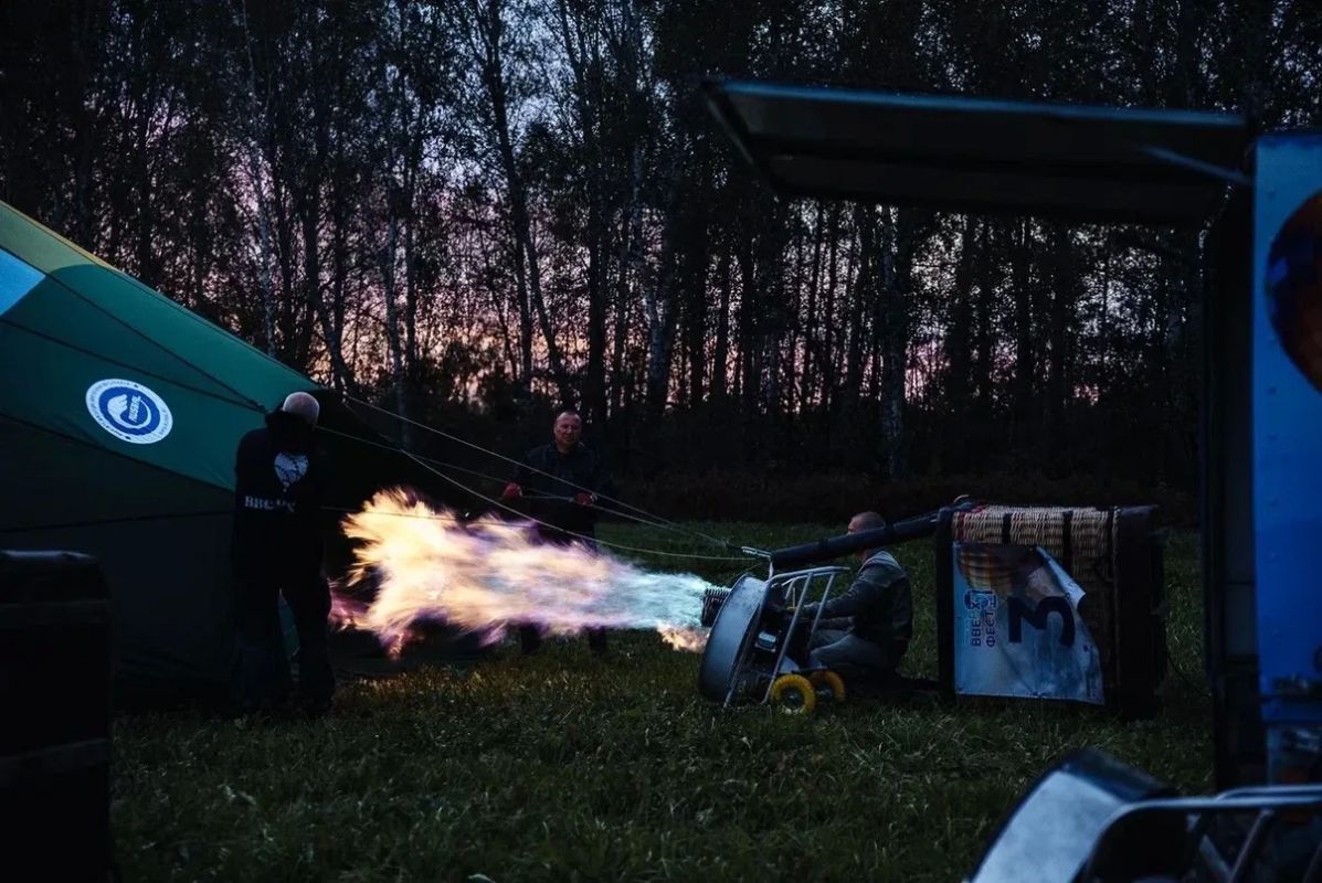 Редакция Tomsk.ru поднялась в небо: фоторепортаж с фестиваля воздушных шаров «ВВЕРХ» Редакция Tomsk.ru поднялась в небо: фоторепортаж с фестиваля воздушных шаров «ВВЕРХ»
