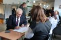 Губернатор Томской области Владимир Мазур проголосовал на выборах депутатов ГД РФ и Законодательной думы региона, передает корреспондент ТАСС