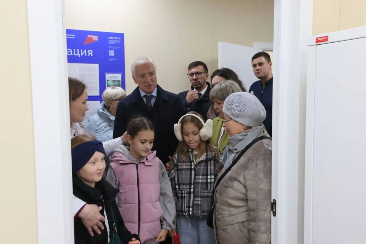 Владимир Мазур: Вчера открыли фельдшерско-акушерский пункт в деревне Нелюбино, а уже сегодня новый ФАП принимает пациентов в селе Воронино Томского района Владимир Мазур: Вчера открыли фельдшерско-акушерский пункт в деревне Нелюбино, а уже сегодня новый ФАП принимает пациентов в селе Воронино Томского района
