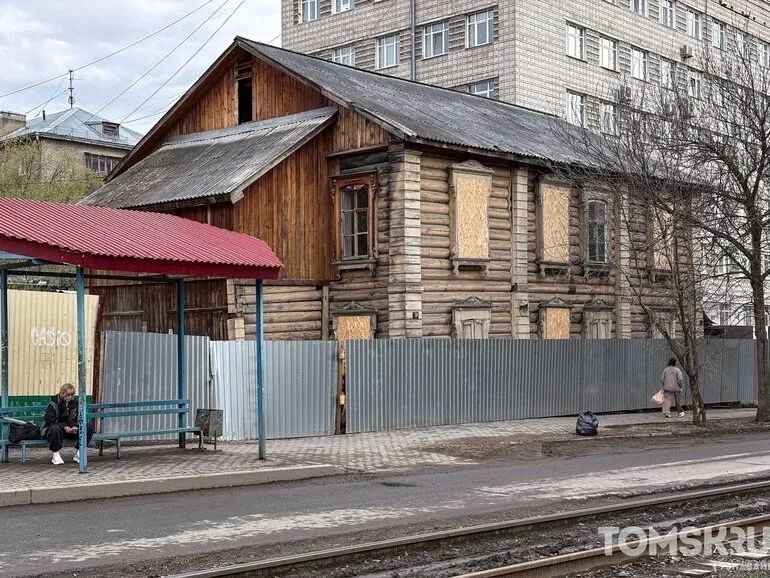 «Дом за рубль» на Кирова восстановят без перебора сруба «Дом за рубль» на Кирова восстановят без перебора сруба