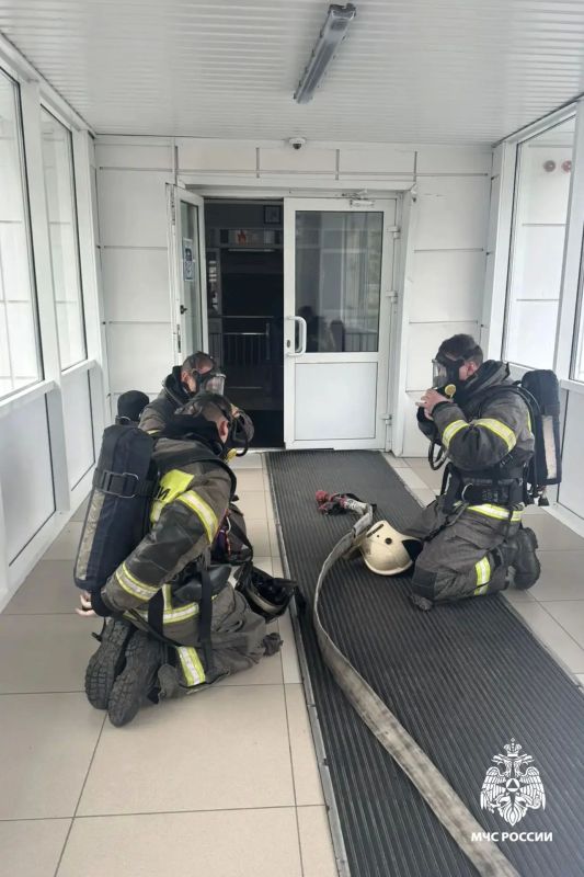 Как действовать при пожаре: томские школьники закрепили навыки эвакуации Как действовать при пожаре: томские школьники закрепили навыки эвакуации