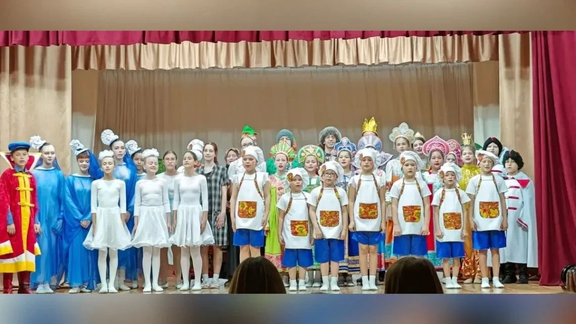 В Томской области проходит региональный фестиваль-конкурс школьных театров