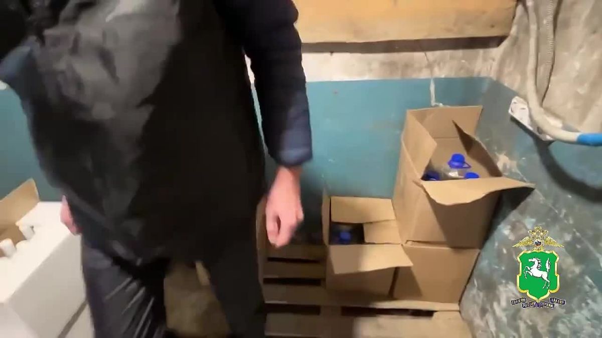 В Томской области при силовой поддержке Росгвардии выявлен подпольный алкоцех и изъята немаркированная табачная продукция