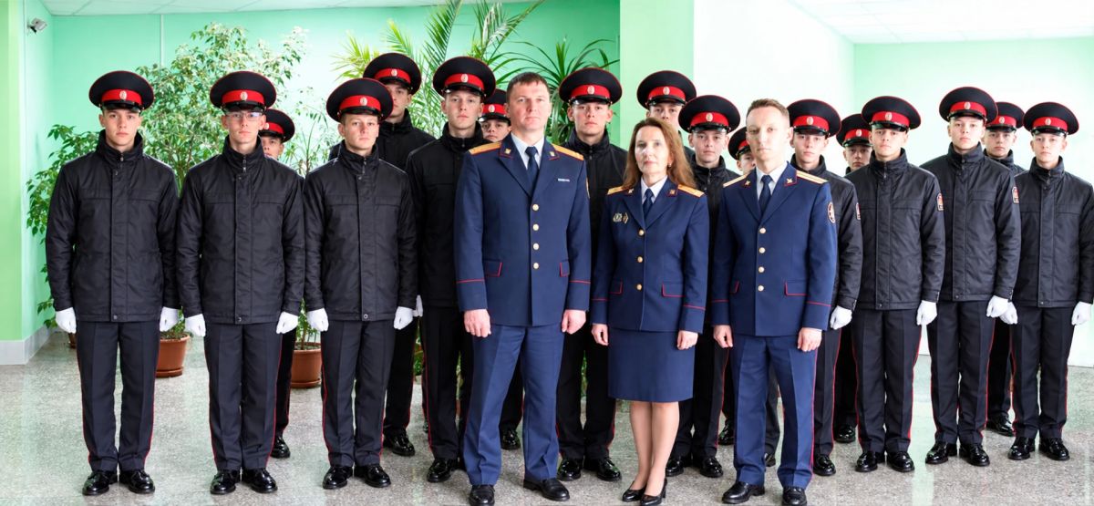 В Томске сотрудники регионального управления СК России приняли участие в торжественной церемонии посвящения в кадеты В Томске сотрудники регионального управления СК России приняли участие в торжественной церемонии посвящения в кадеты
