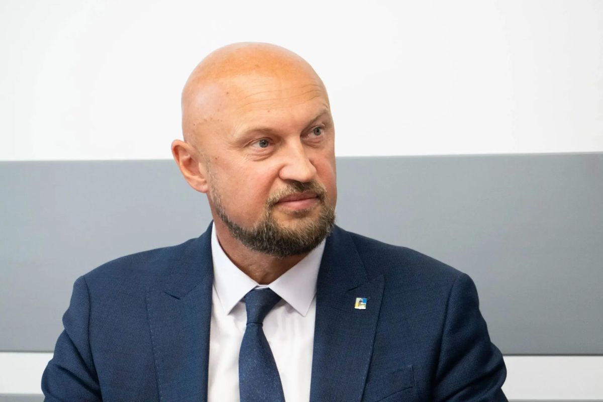 Владимир Мазур: В корпоративном университете «Исток» открыли программу развития кадрового потенциала Томской области с участием команды регионального правительства, глав городов и районов Владимир Мазур: В корпоративном университете «Исток» открыли программу развития кадрового потенциала Томской области с участием команды регионального правительства, глав городов и районов