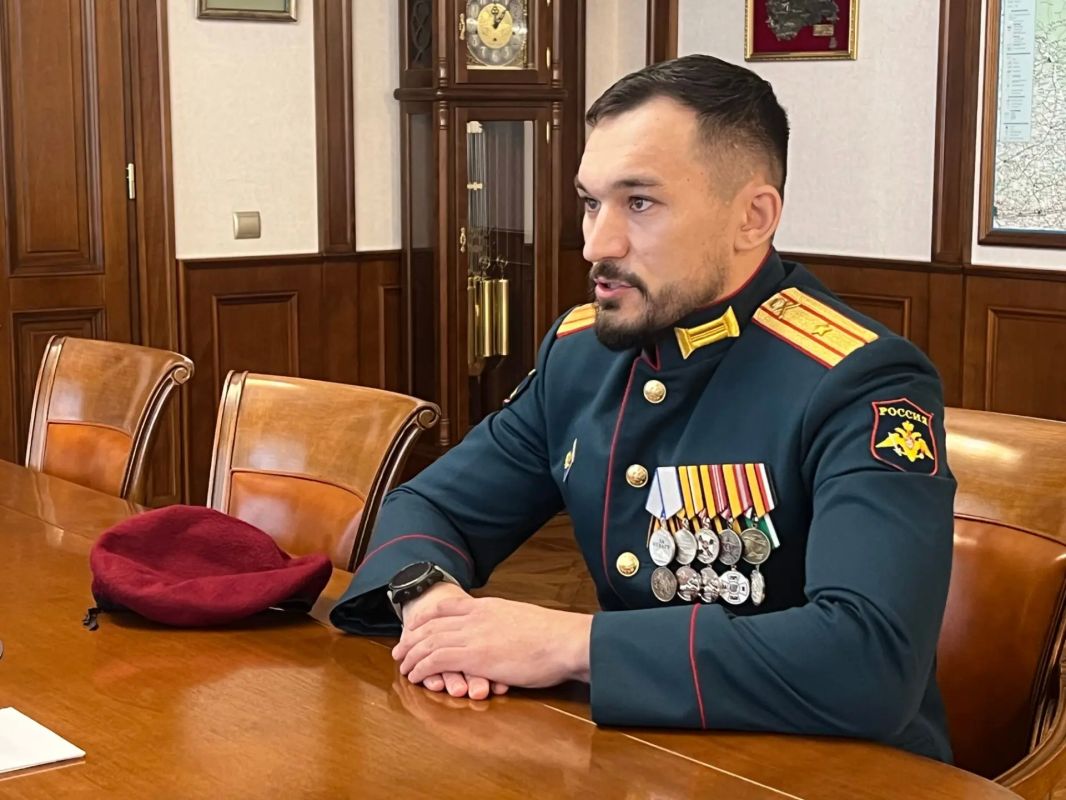 Владимир Мазур: Встретился с нашим земляком – защитником Родины Максимом Валерьевичем Вершининым Владимир Мазур: Встретился с нашим земляком – защитником Родины Максимом Валерьевичем Вершининым