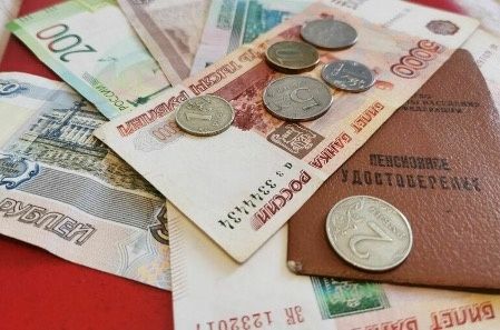 Надбавки к пенсиям: как получить дополнительные выплаты в 2025 году