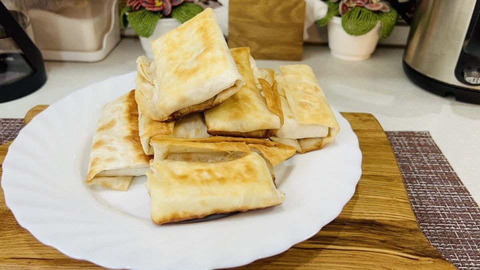 Лаваш с творогом: просто, вкусно и быстро — идеальный вариант для завтрака